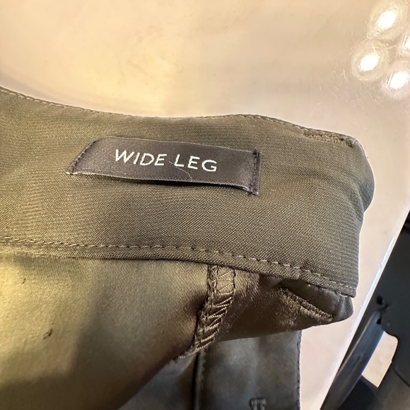 WHBM Olive Green Silky Cargo Pant - Picture 9 of 15